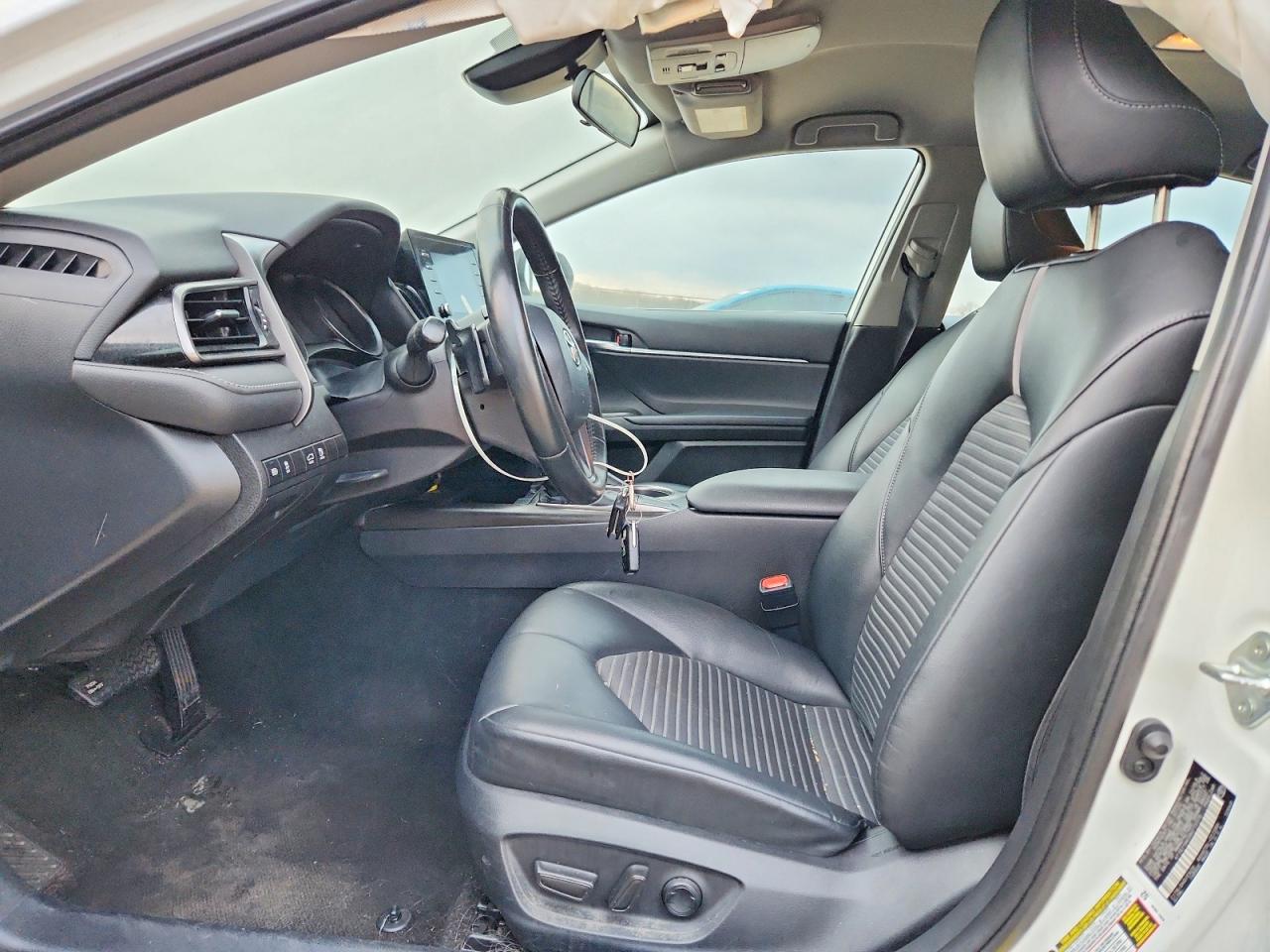 2022 TOYOTA CAMRY SE photo 13