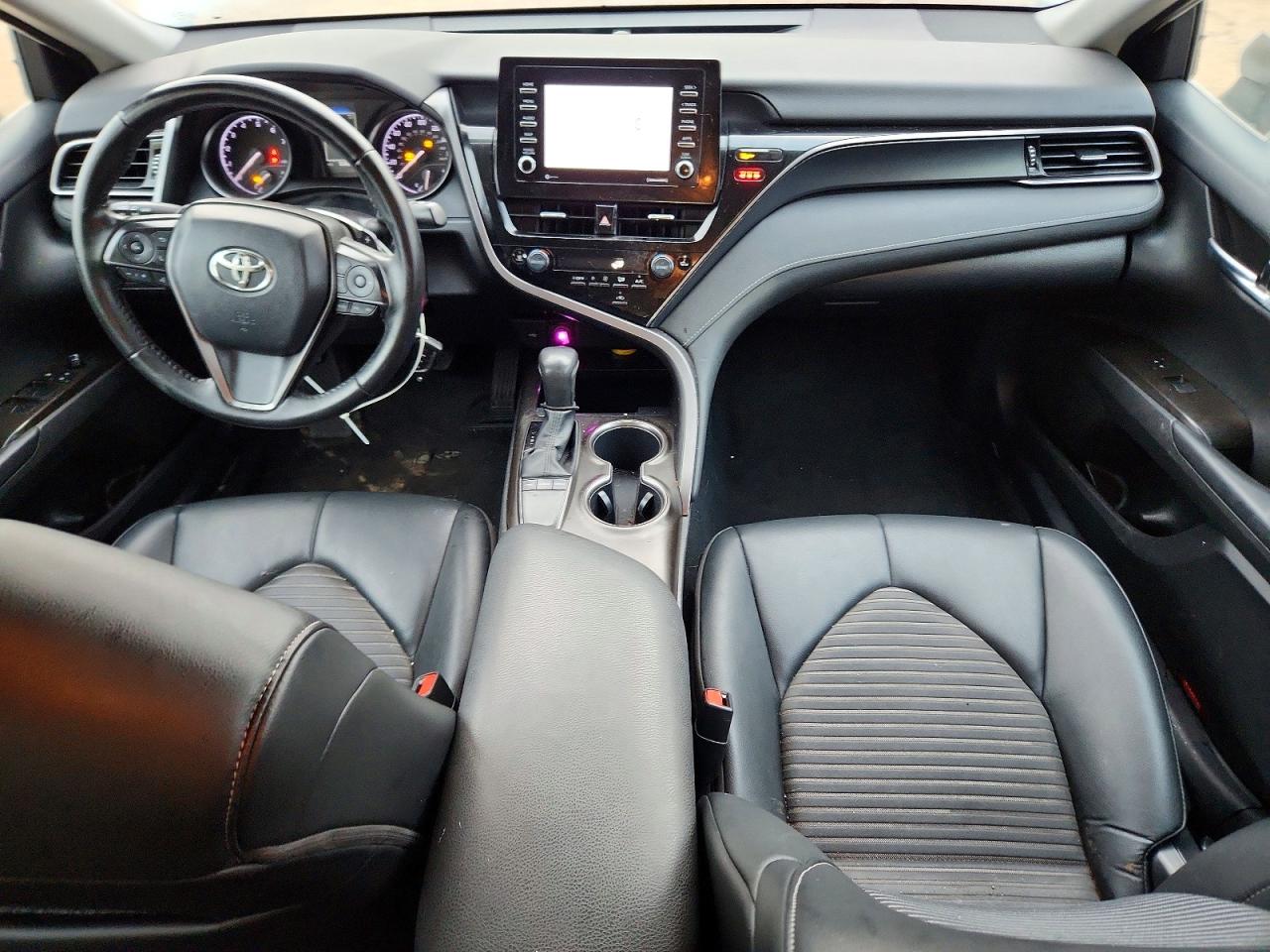 2022 TOYOTA CAMRY SE photo 15