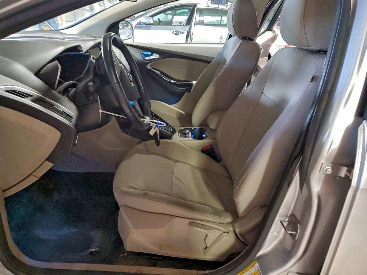 2014 FORD FOCUS BEV photo 7
