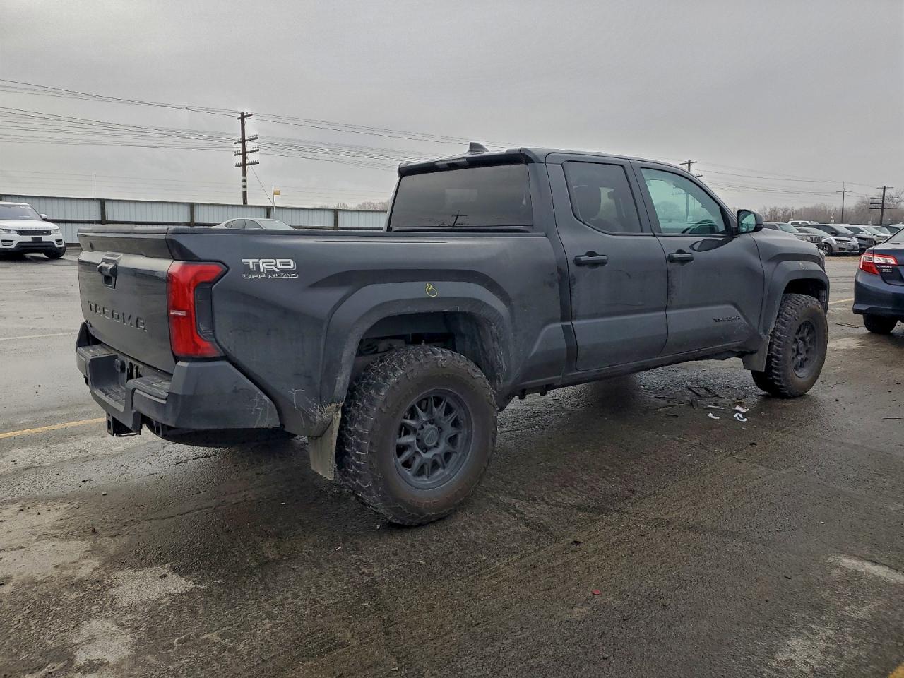 2024 TOYOTA TACOMA DOUBLE CAB photo 3