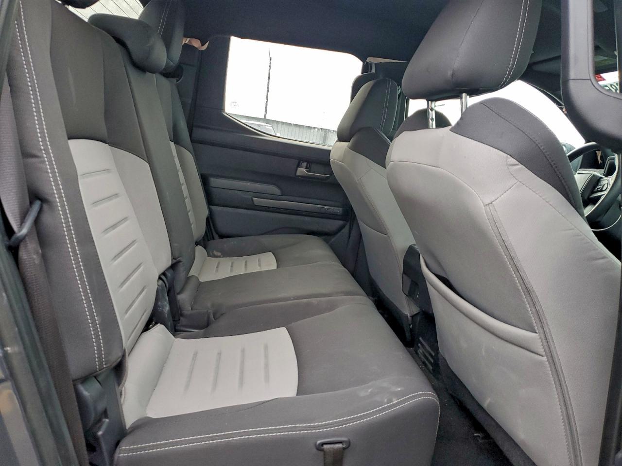 2024 TOYOTA TACOMA DOUBLE CAB photo 10