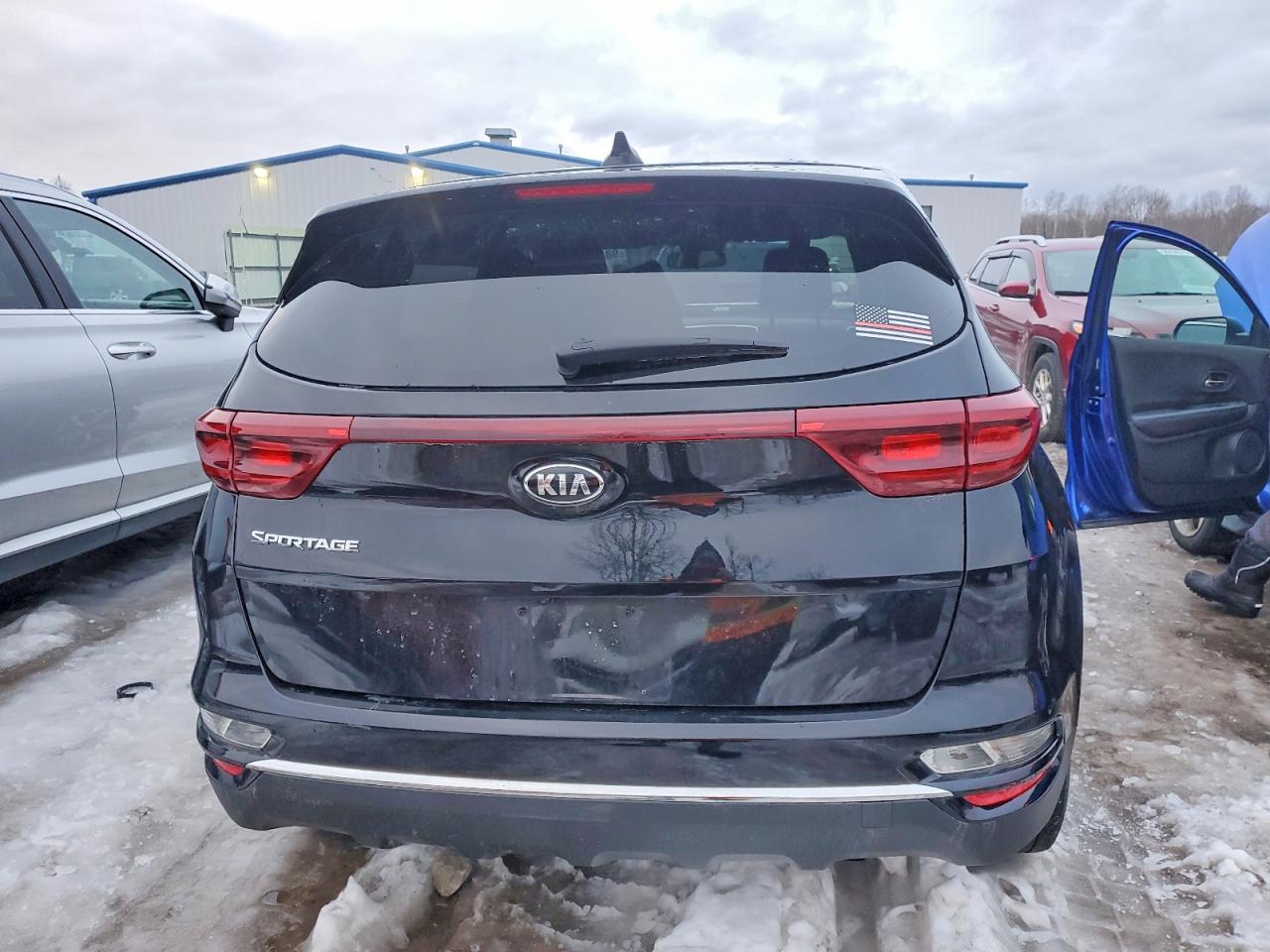 2021 KIA SPORTAGE LX photo 6