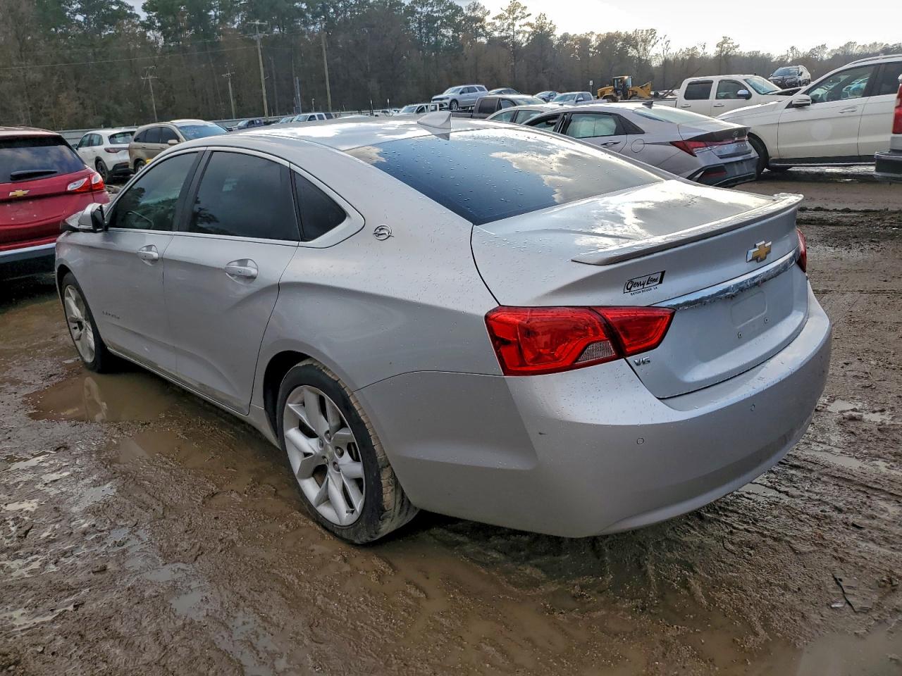 2015 CHEVROLET IMPALA LT photo 2