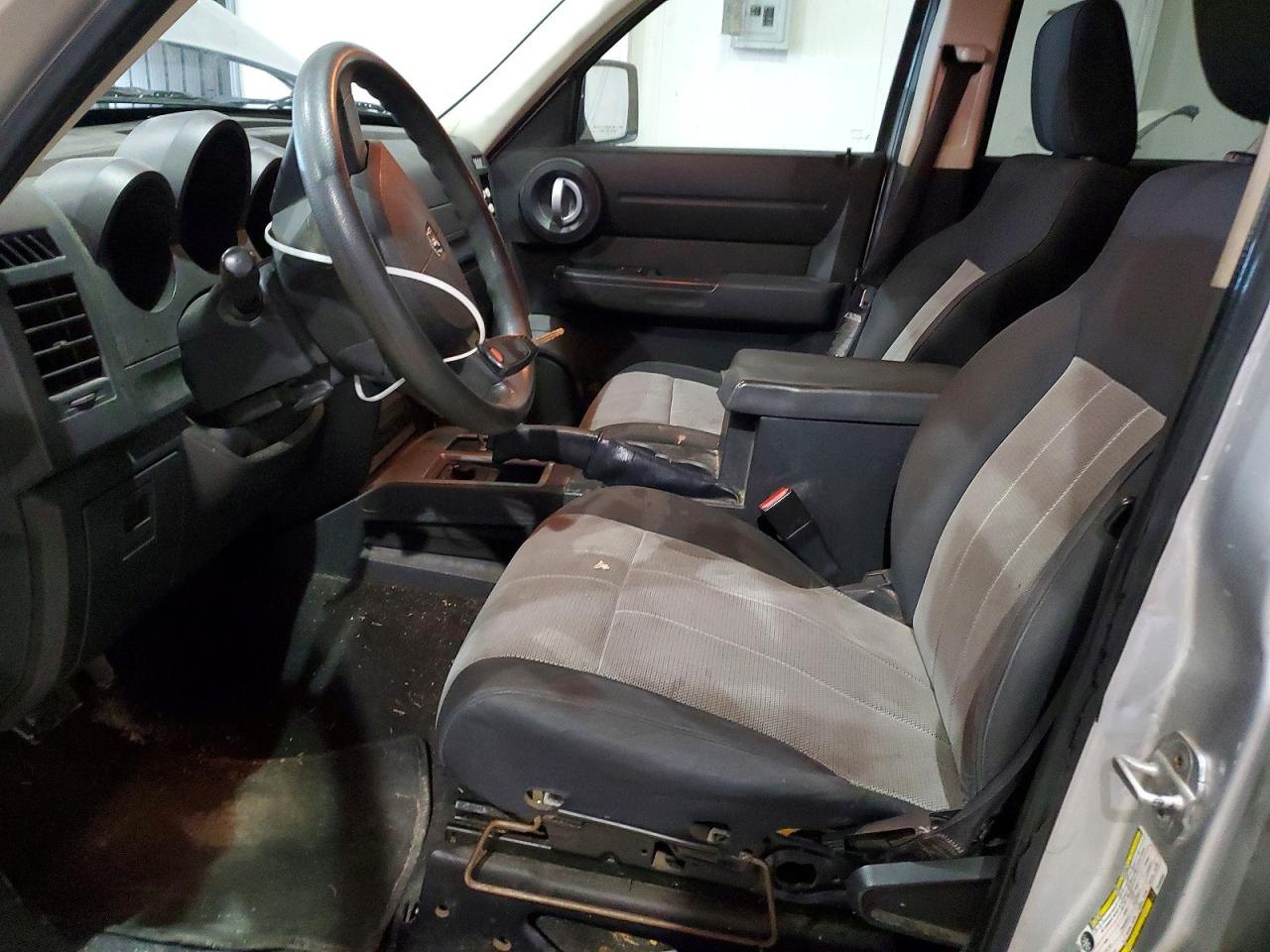 2007 DODGE NITRO SXT photo 7