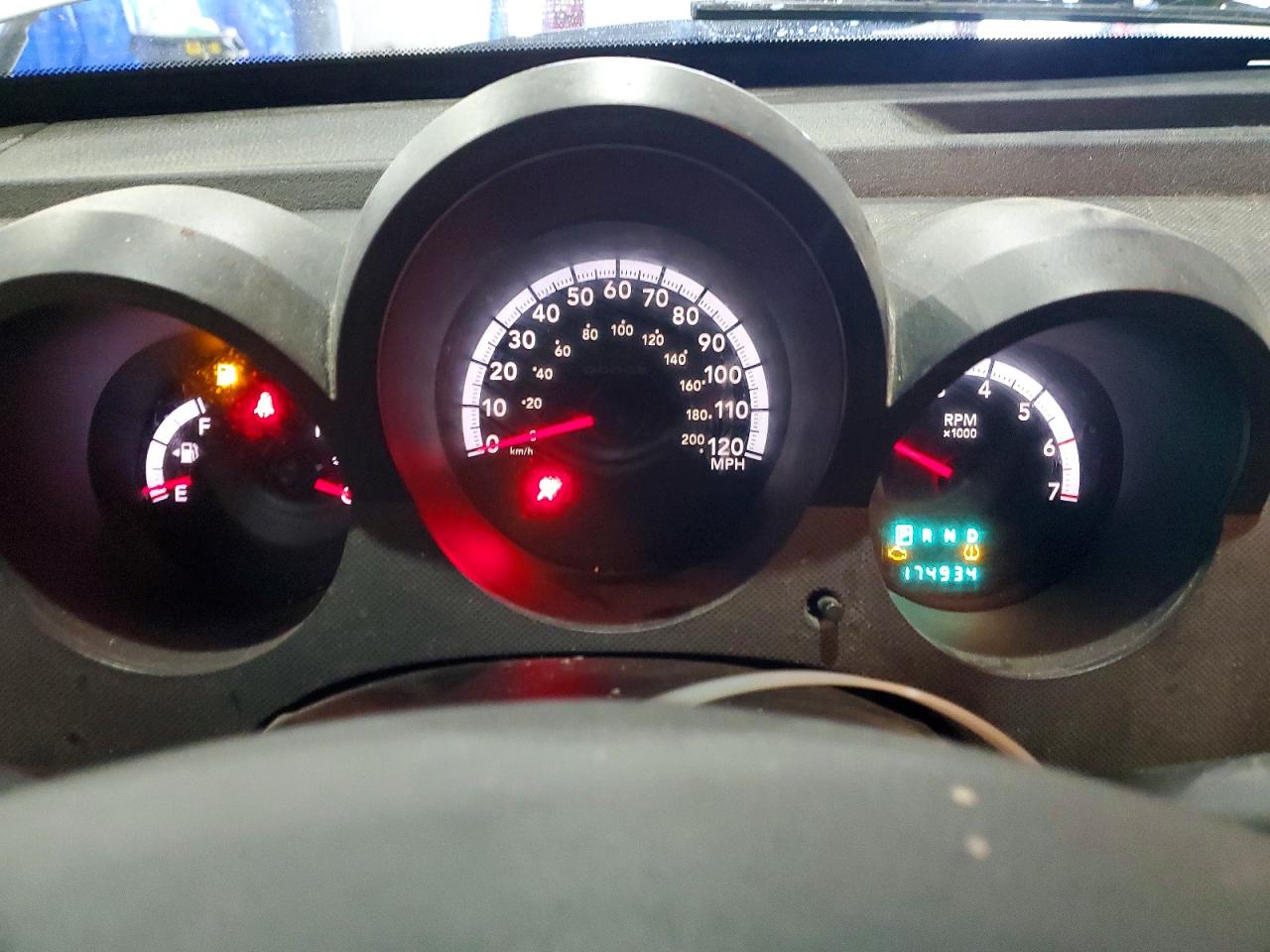 2007 DODGE NITRO SXT photo 9