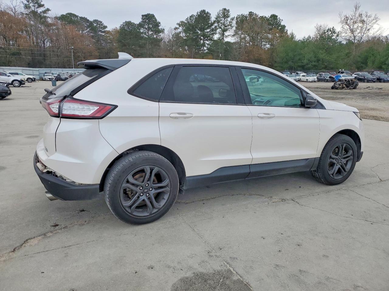 2018 FORD EDGE SEL photo 3