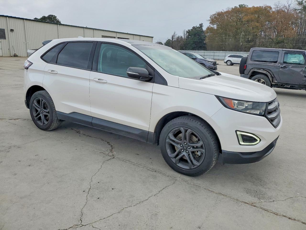 2018 FORD EDGE SEL photo 4