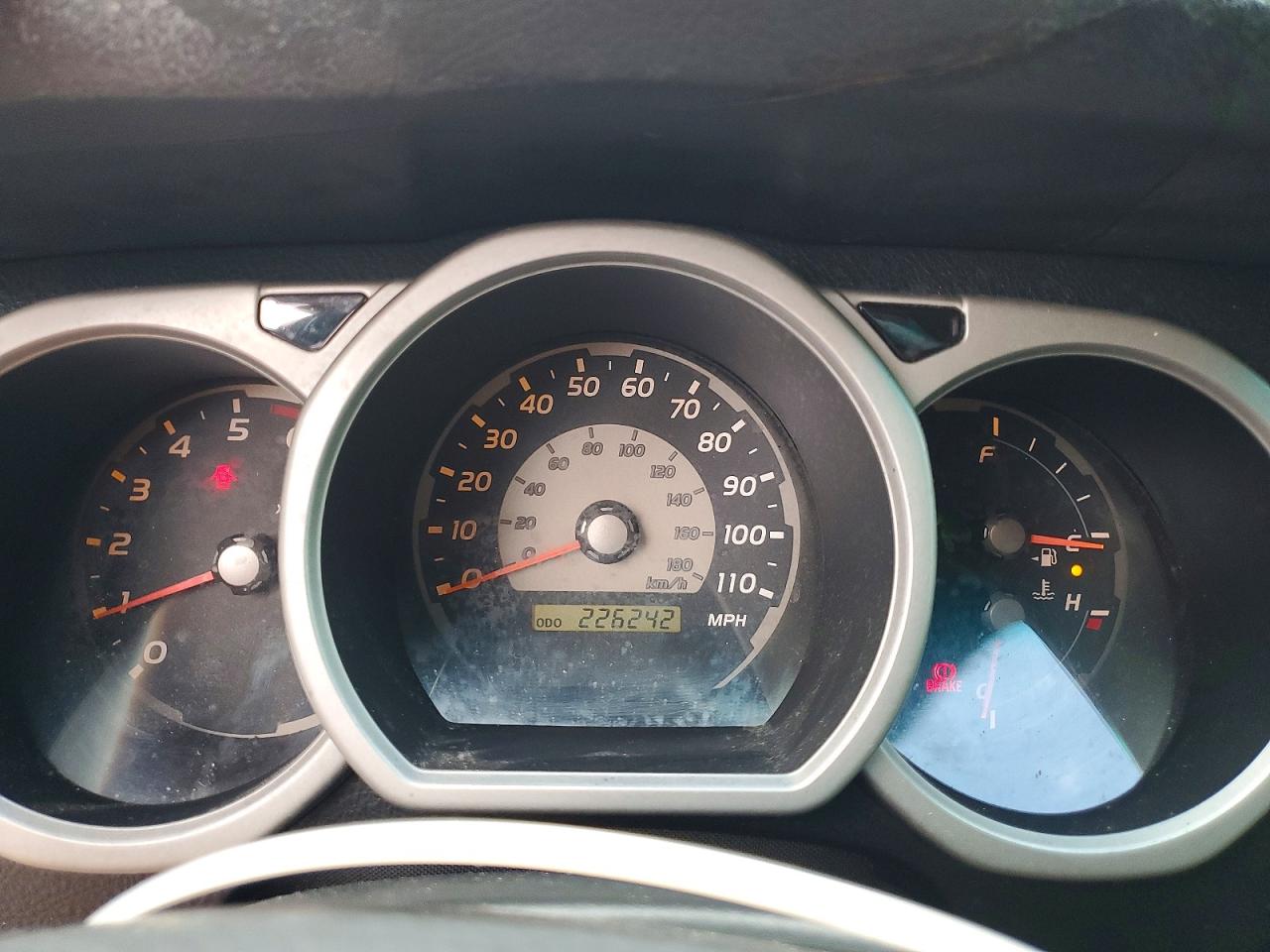 2005 TOYOTA 4RUNNER SR5 photo 9