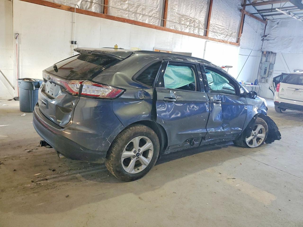 2018 FORD EDGE SE photo 3