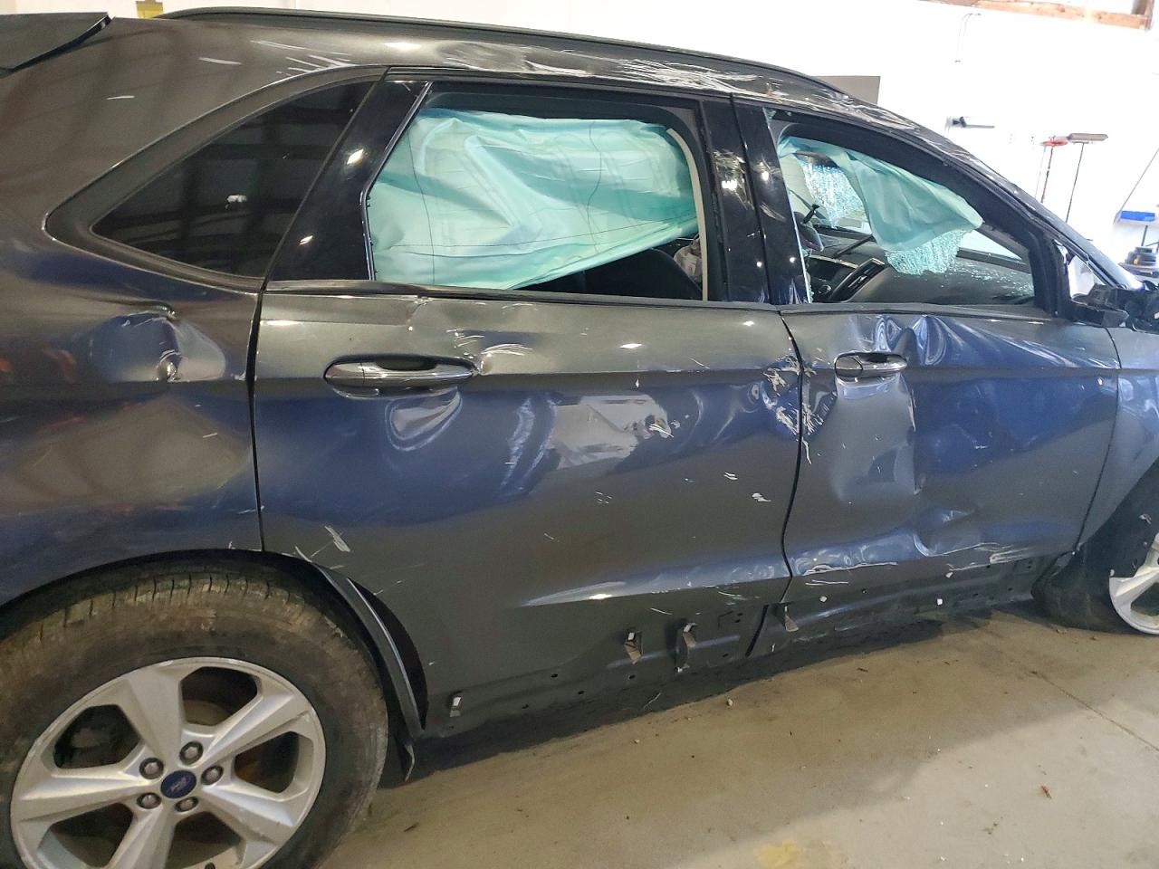 2018 FORD EDGE SE photo 11