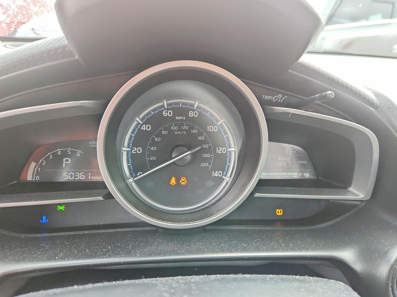 2019 TOYOTA YARIS L photo 9