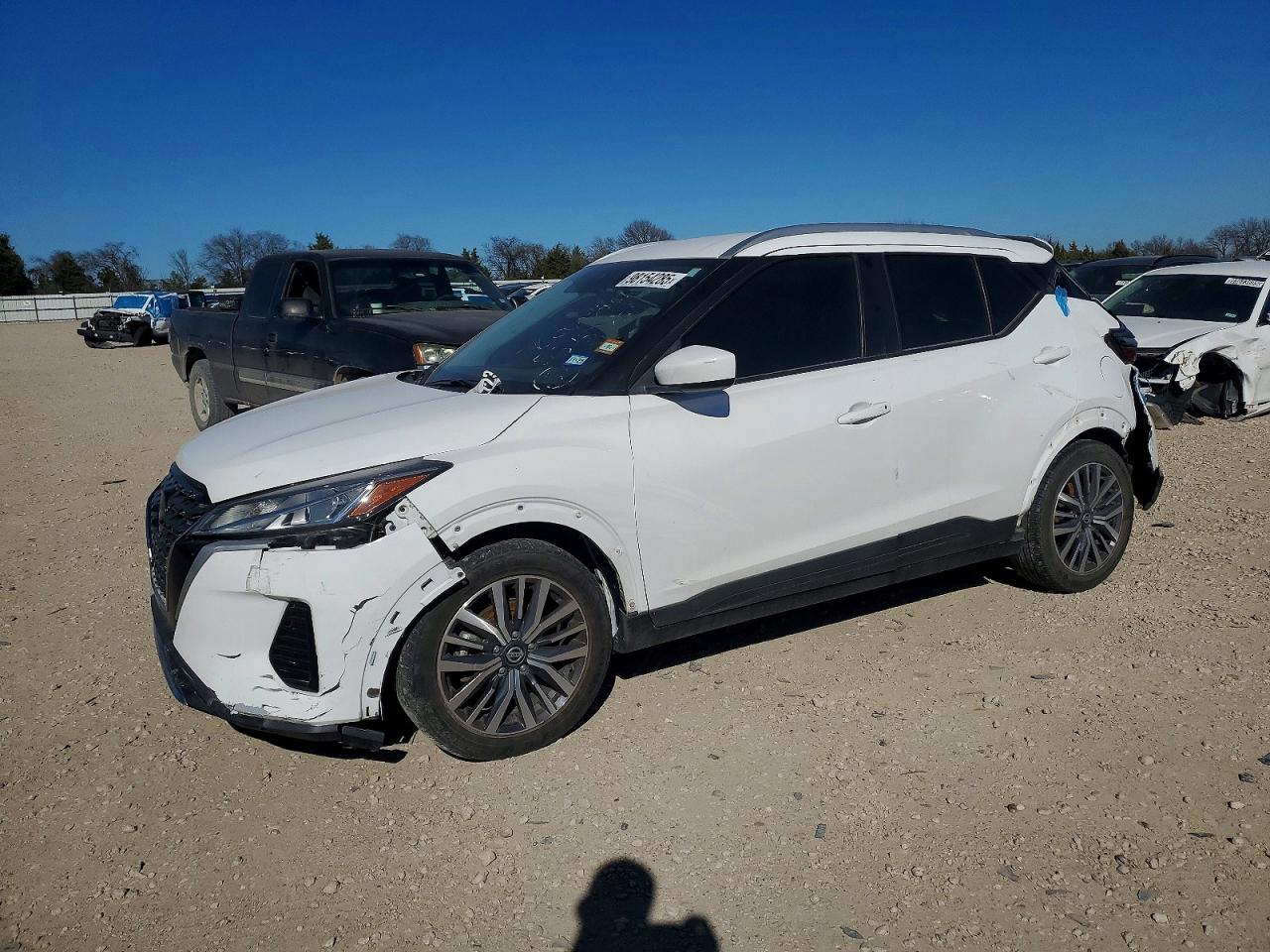 2021 NISSAN KICKS