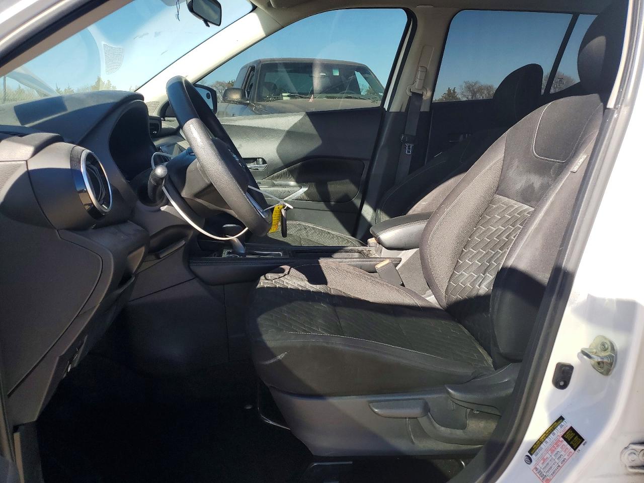 2021 NISSAN KICKS SV photo 7