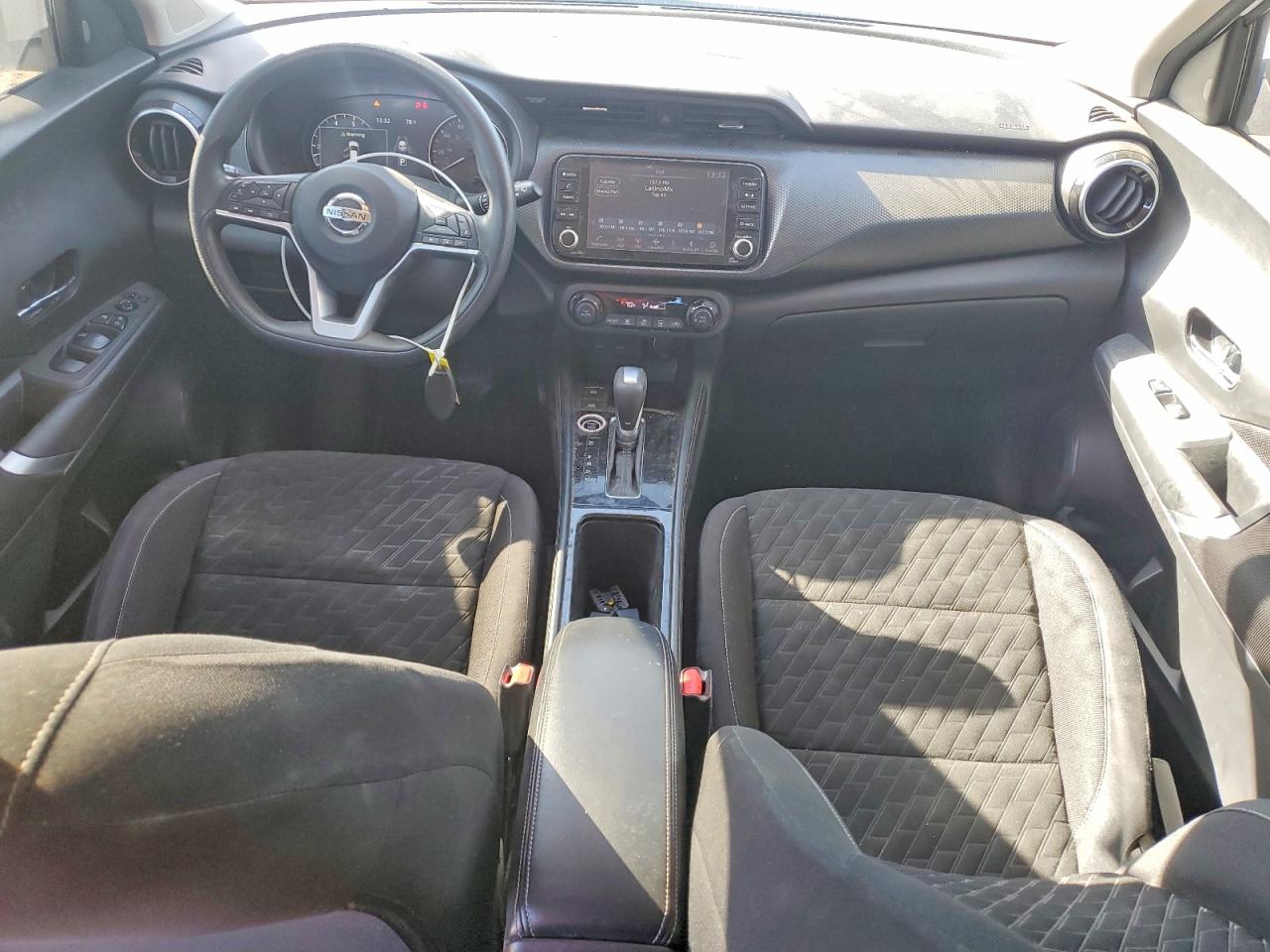 2021 NISSAN KICKS SV photo 8