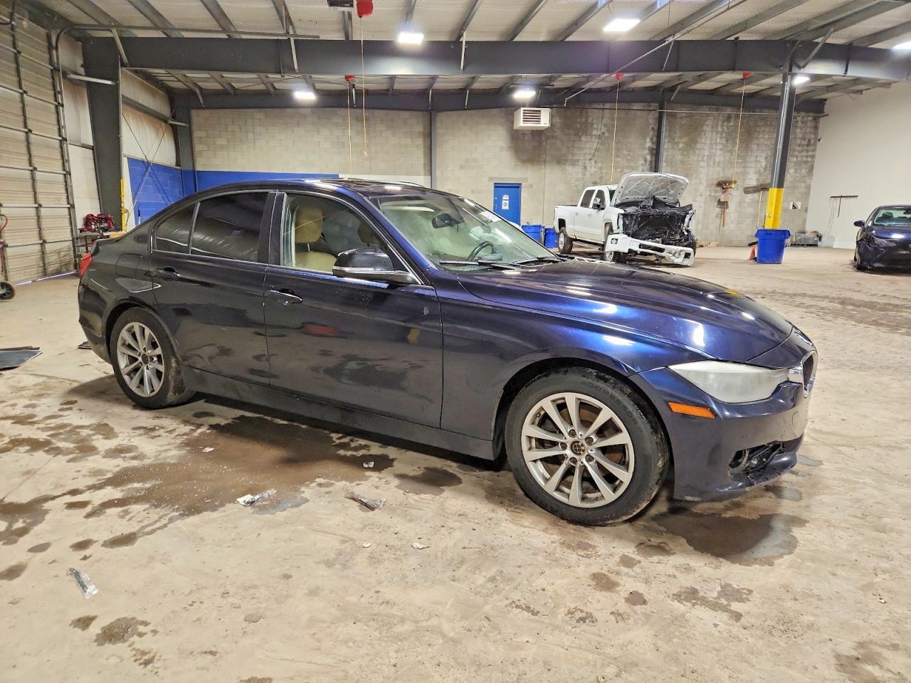 2014 BMW 320 I XDRIVE photo 4