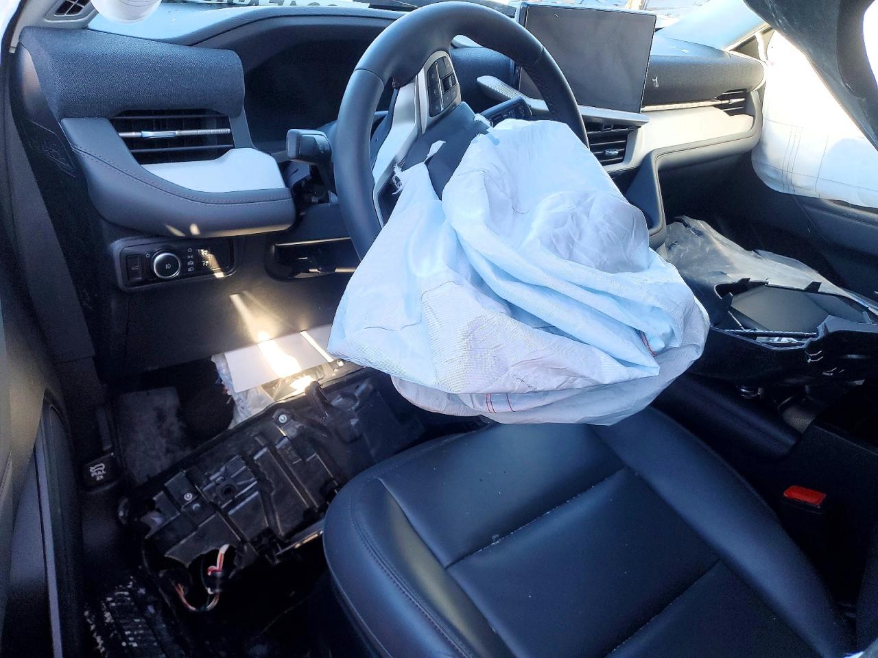 2025 FORD EXPLORER ACTIVE photo 8
