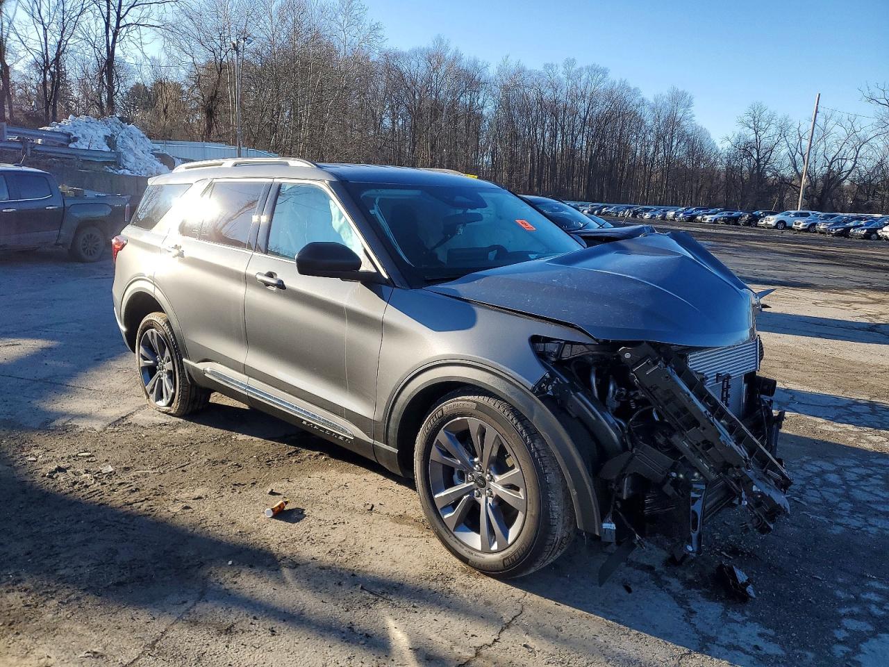 2025 FORD EXPLORER ACTIVE photo 4