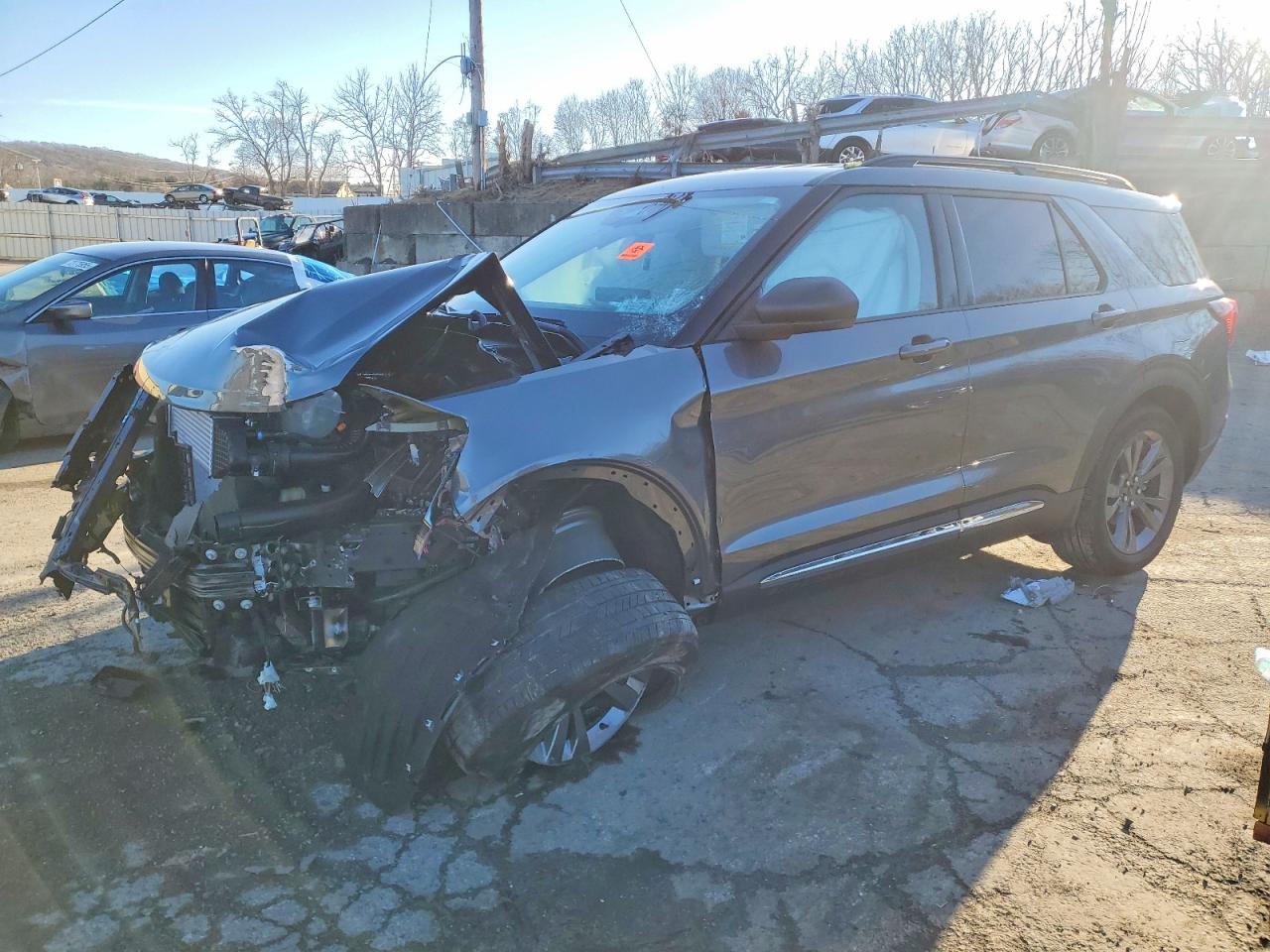 2025 FORD EXPLORER