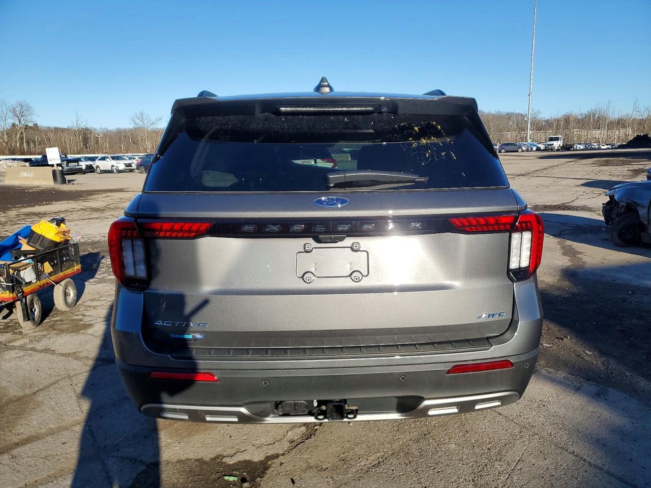 2025 FORD EXPLORER ACTIVE photo 6