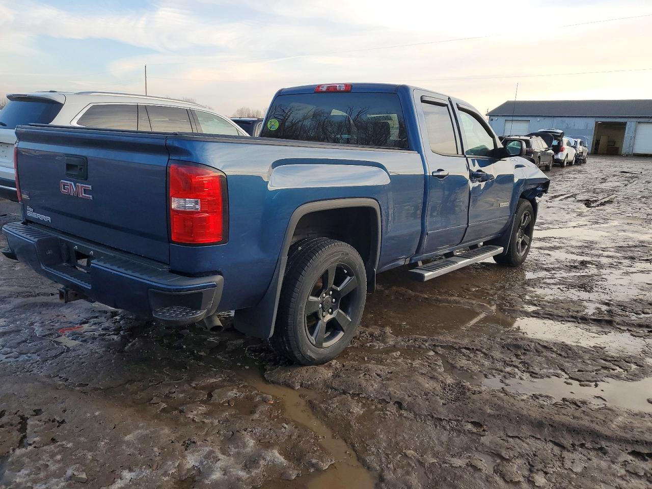 2017 GMC SIERRA K1500 photo 5