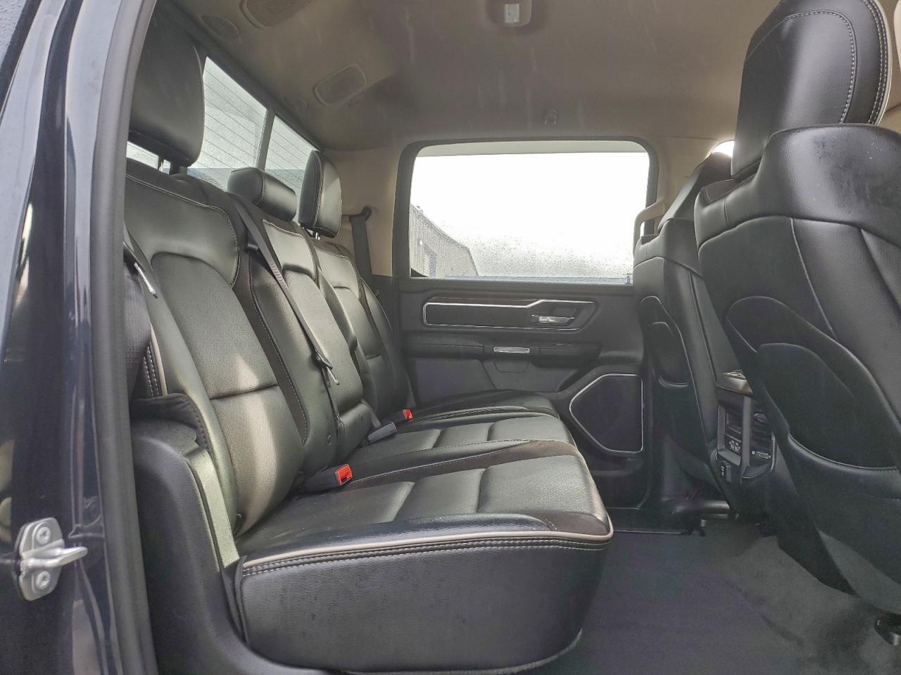 2021 RAM 1500 LARAMIE photo 28