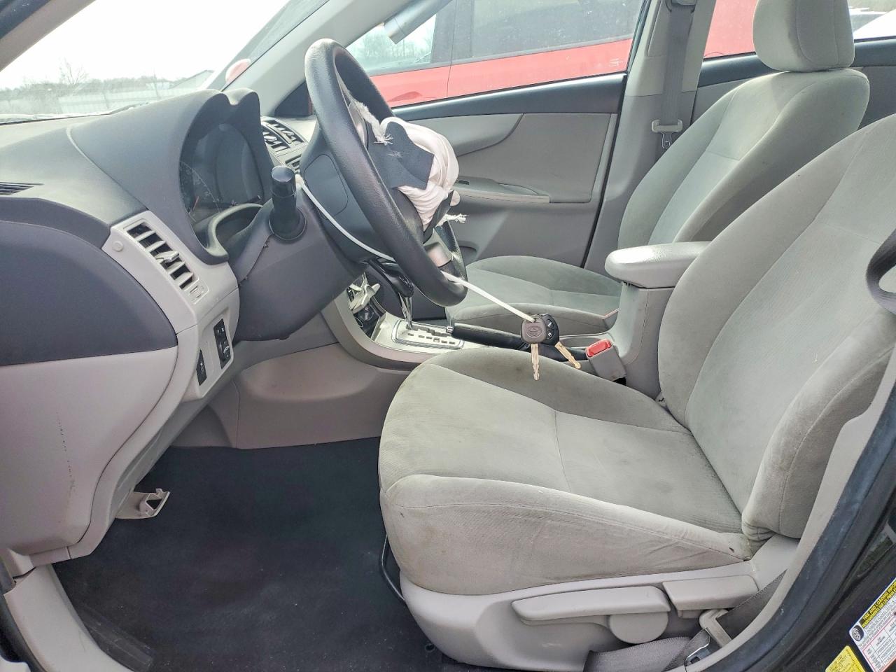 2013 TOYOTA COROLLA BASE photo 7