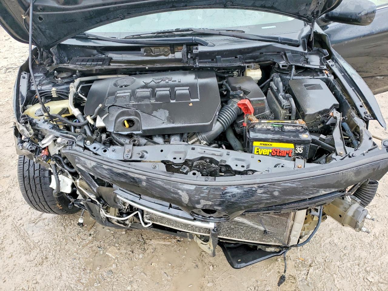 2013 TOYOTA COROLLA BASE photo 11