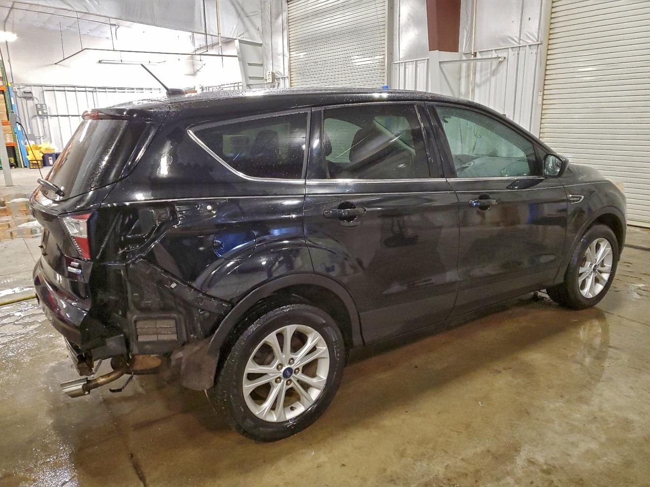2017 FORD ESCAPE SE photo 3