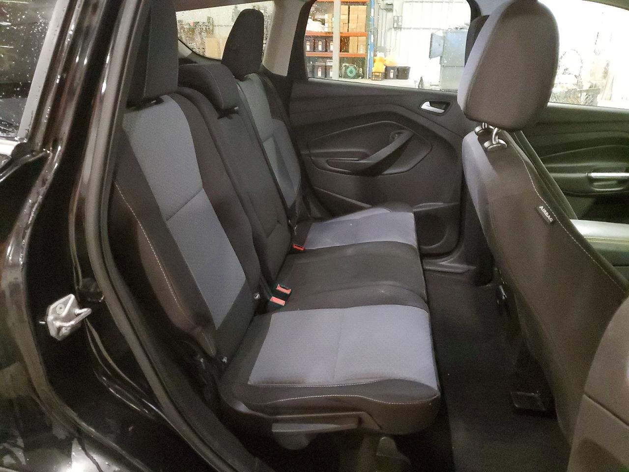 2017 FORD ESCAPE SE photo 11