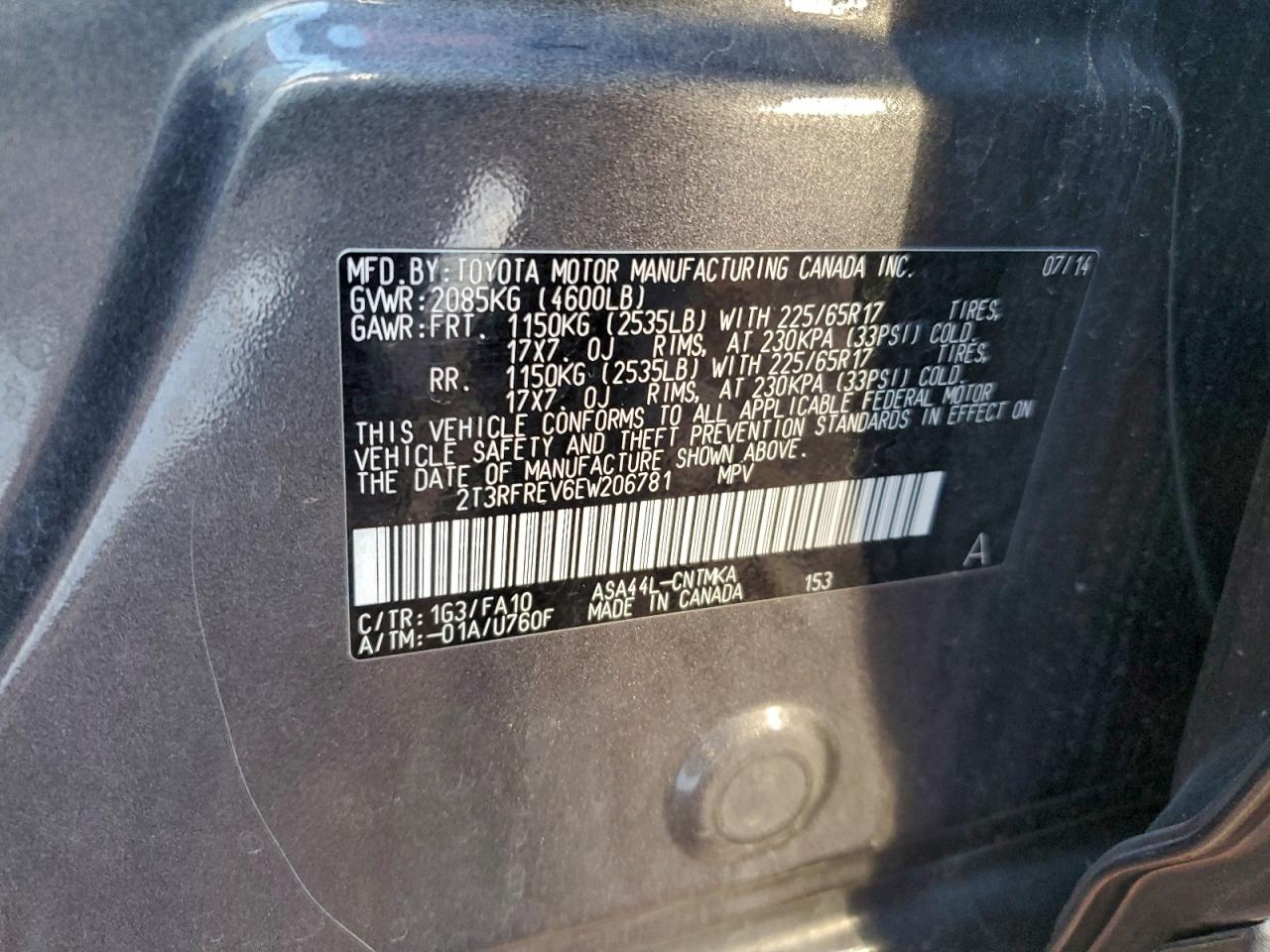 2014 TOYOTA RAV4 XLE photo 13
