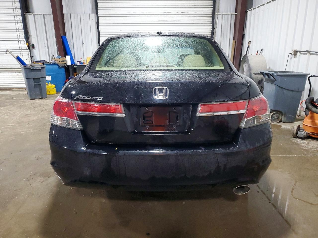 2011 HONDA ACCORD EXL photo 6