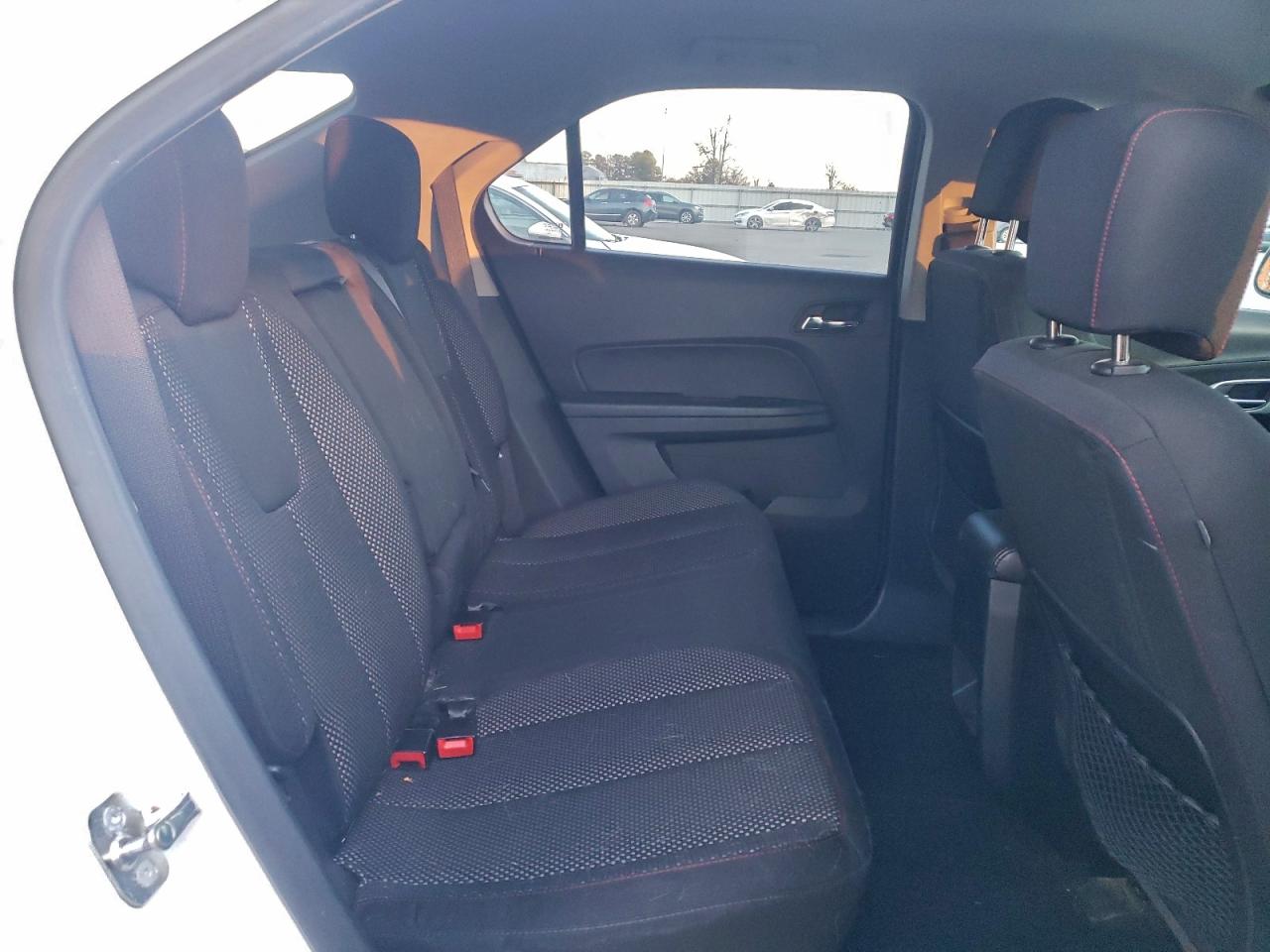 2016 CHEVROLET EQUINOX LT photo 11