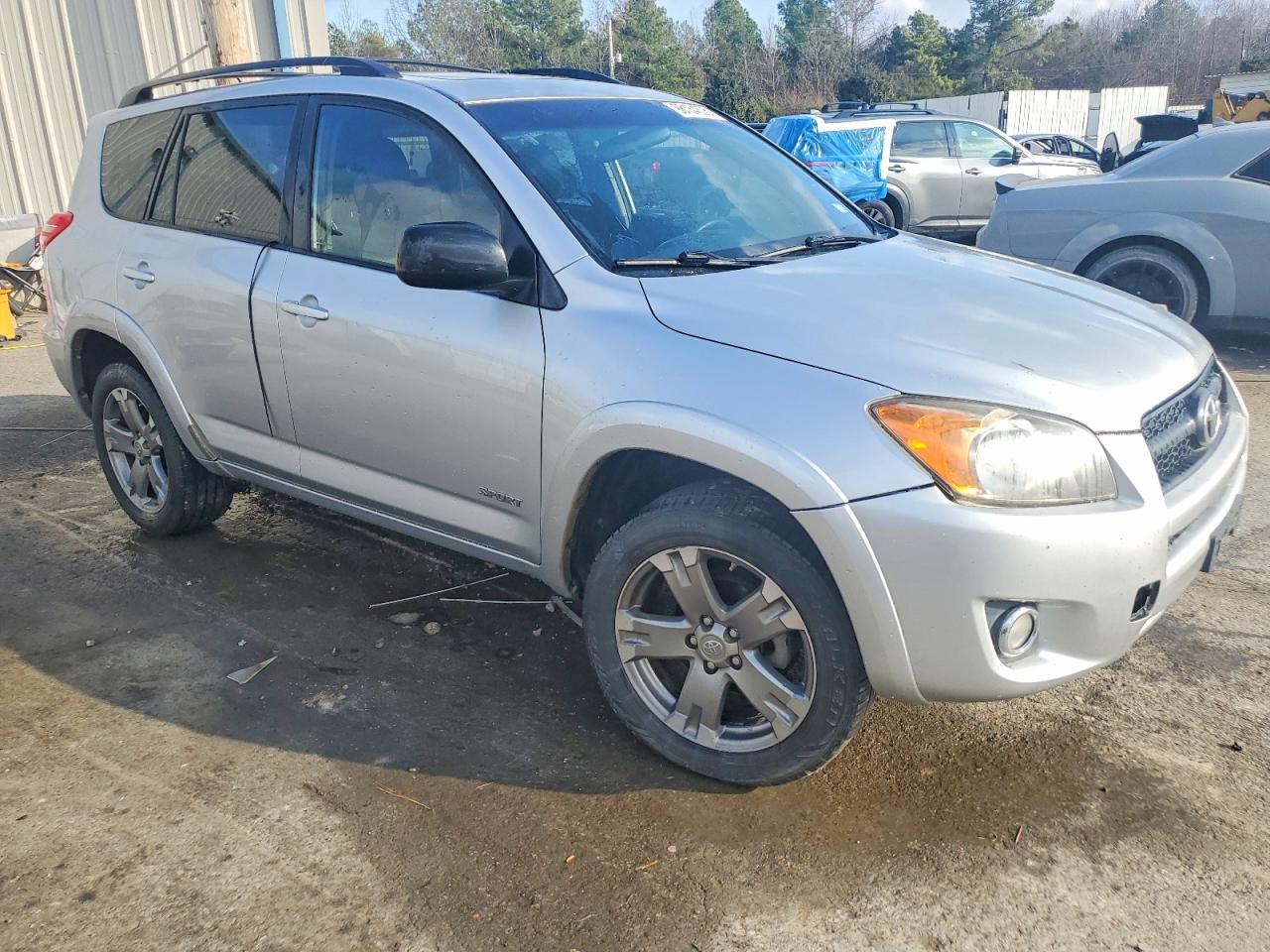 2010 TOYOTA RAV4 SPORT photo 4
