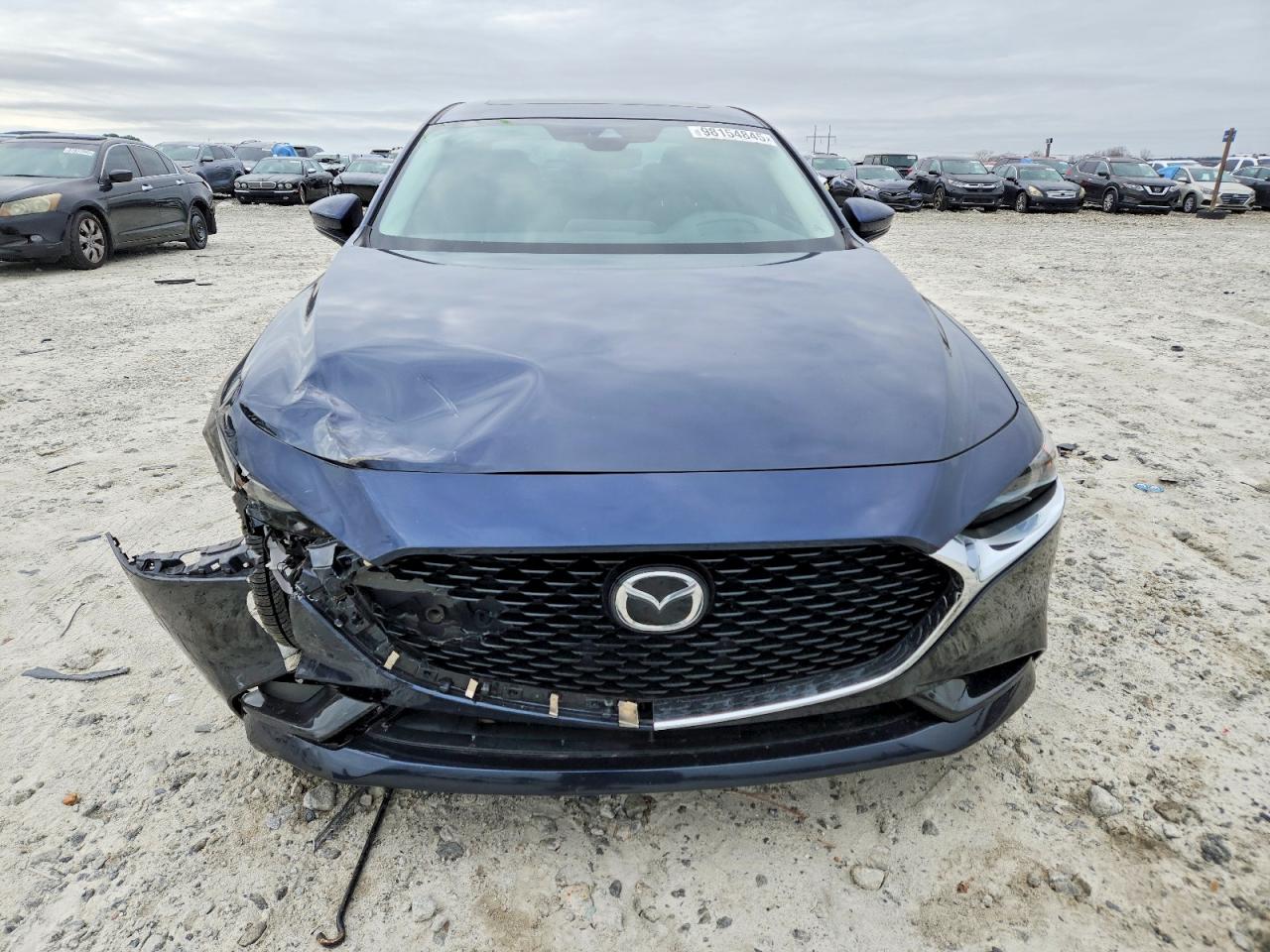 2019 MAZDA 3 PREMIUM photo 5