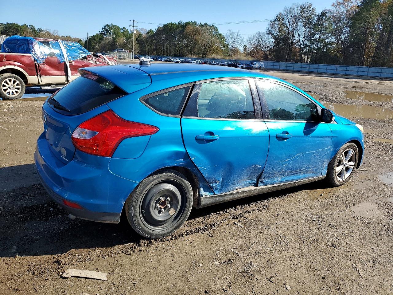 2014 FORD FOCUS SE photo 5