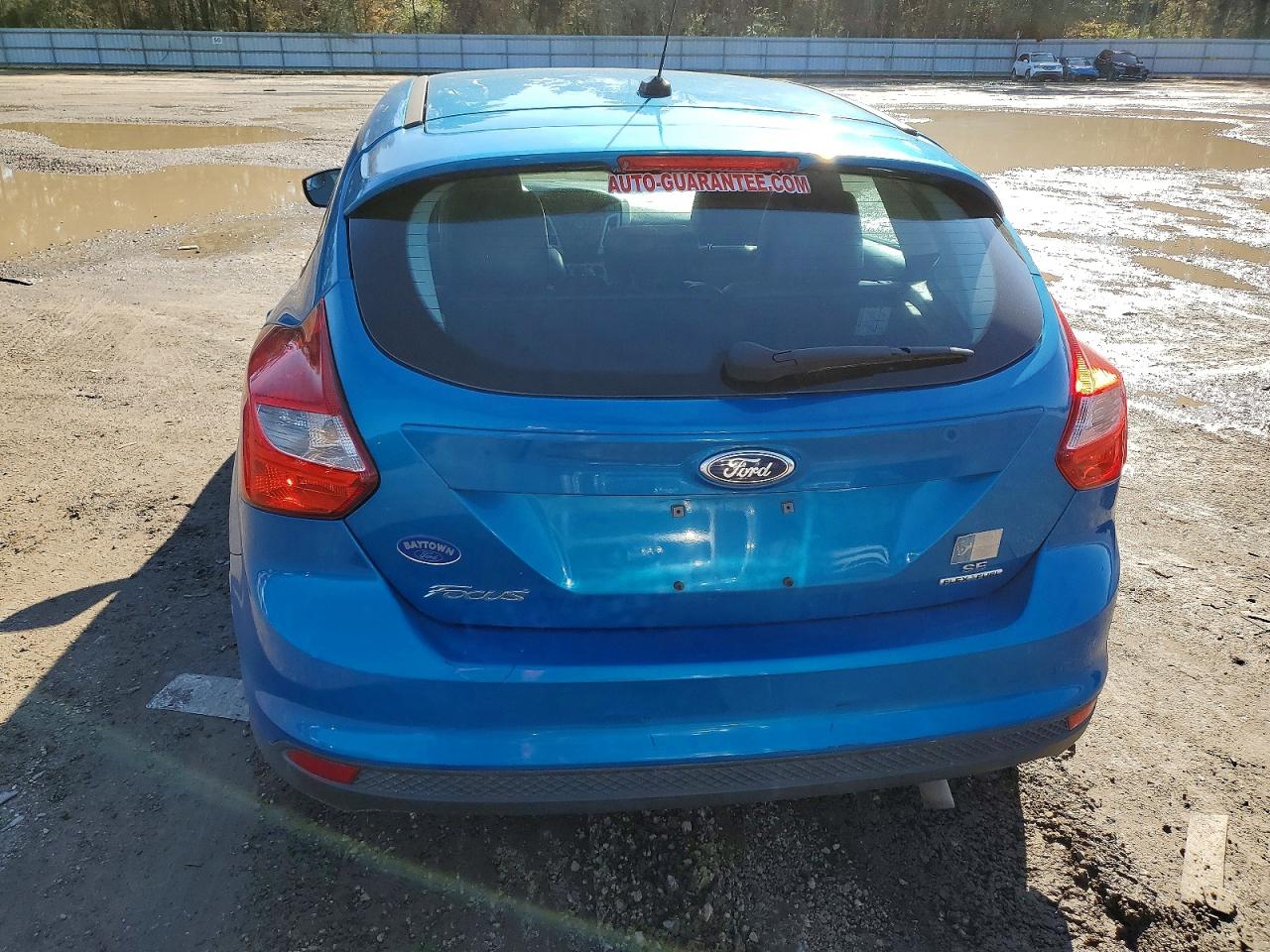 2014 FORD FOCUS SE photo 11