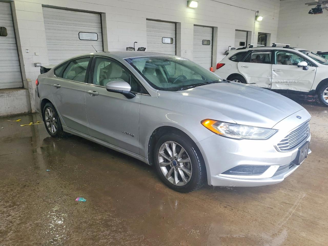 2017 FORD FUSION SE HYBRID photo 4
