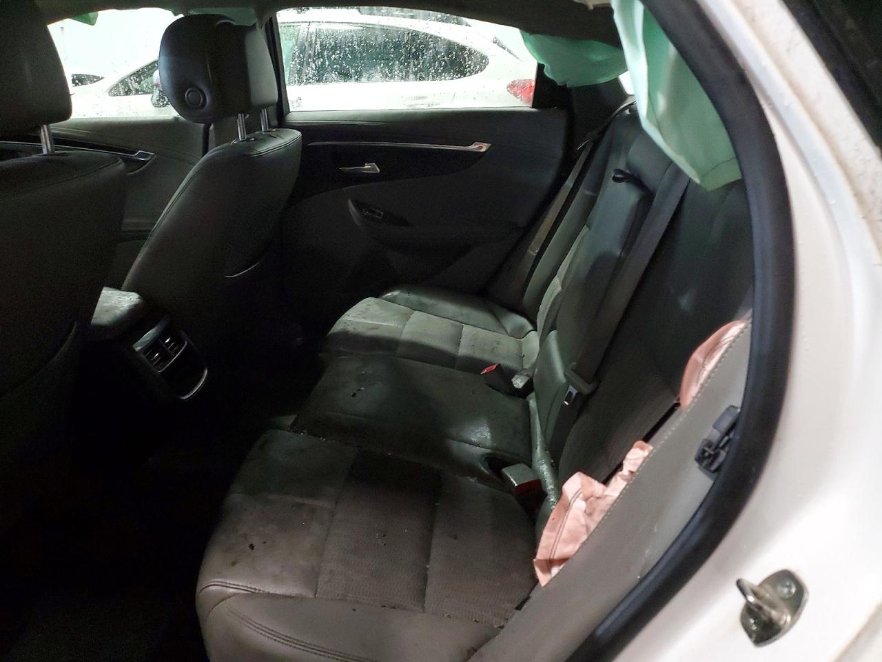2014 CHEVROLET IMPALA LT photo 10