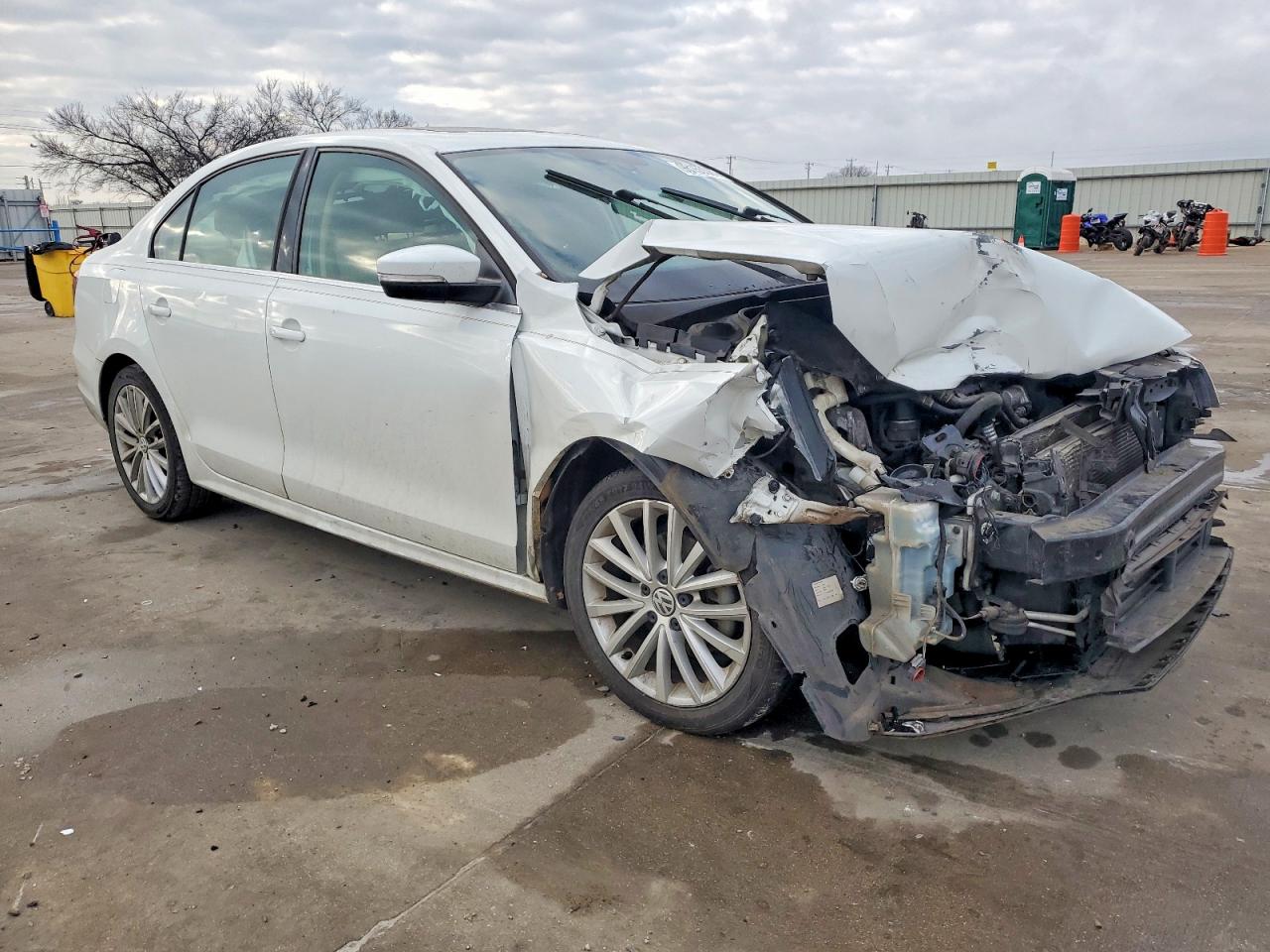 2016 VOLKSWAGEN JETTA SEL photo 4