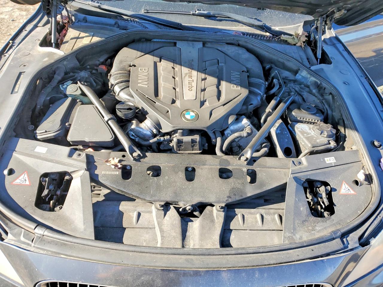 2012 BMW 750 XI photo 21