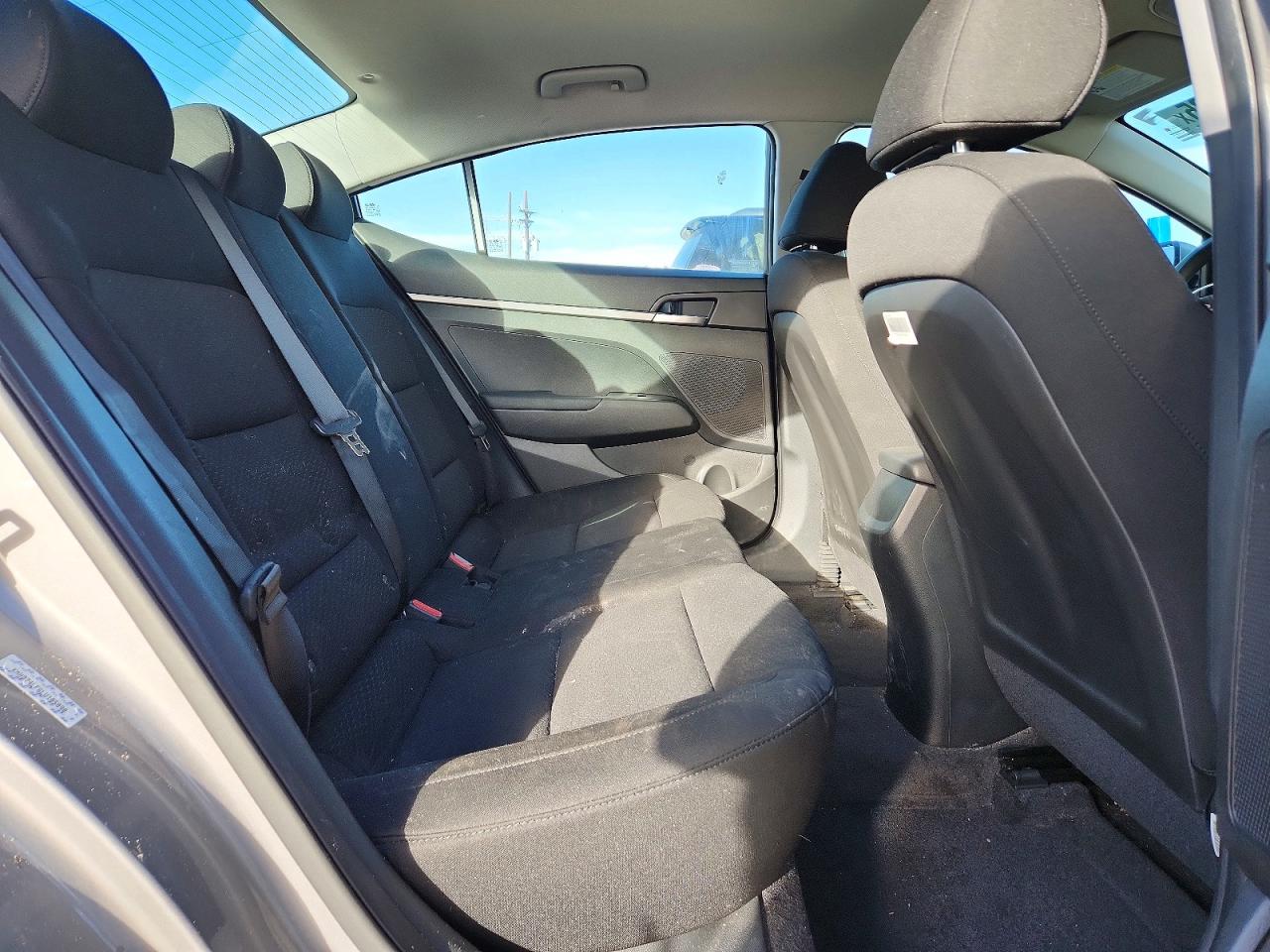 2020 HYUNDAI ELANTRA SE photo 10