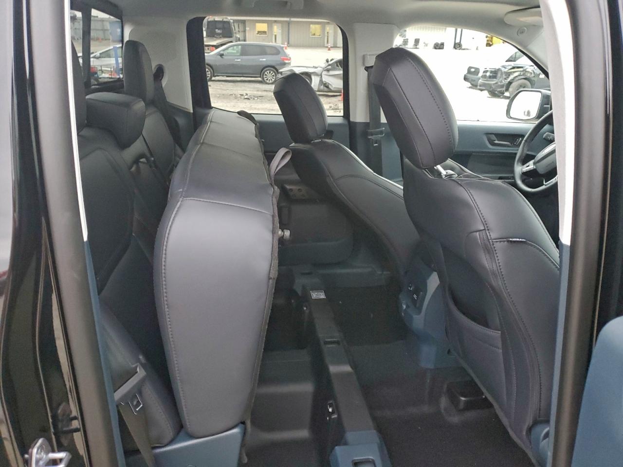 2024 FORD MAVERICK LARIAT photo 10
