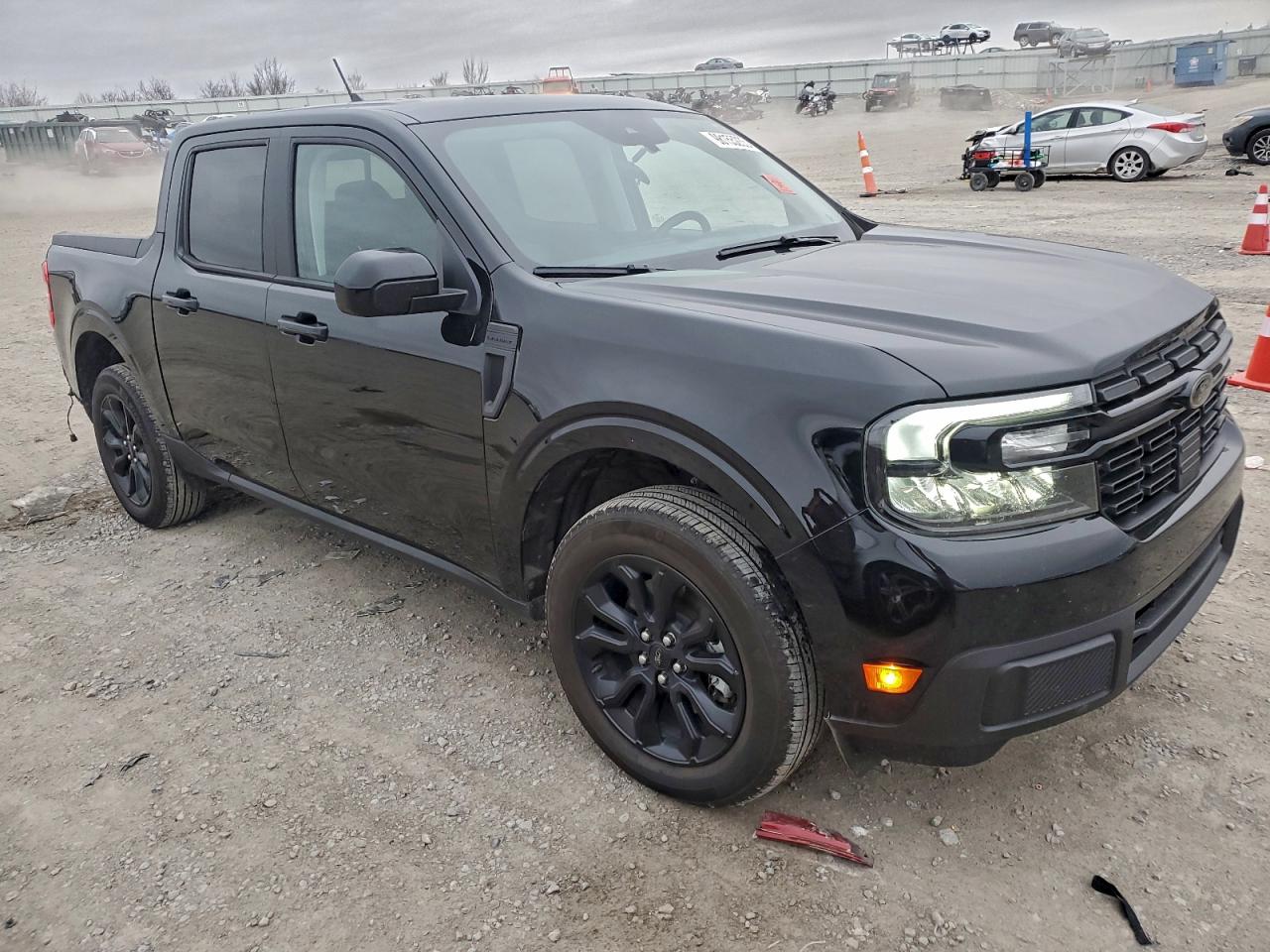 2024 FORD MAVERICK LARIAT photo 4