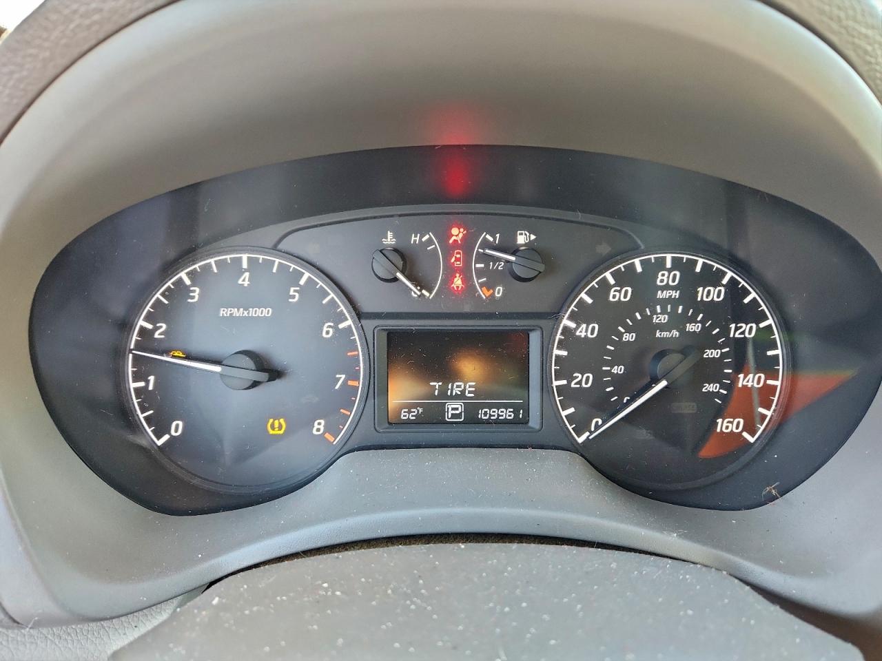 2013 NISSAN SENTRA S photo 9