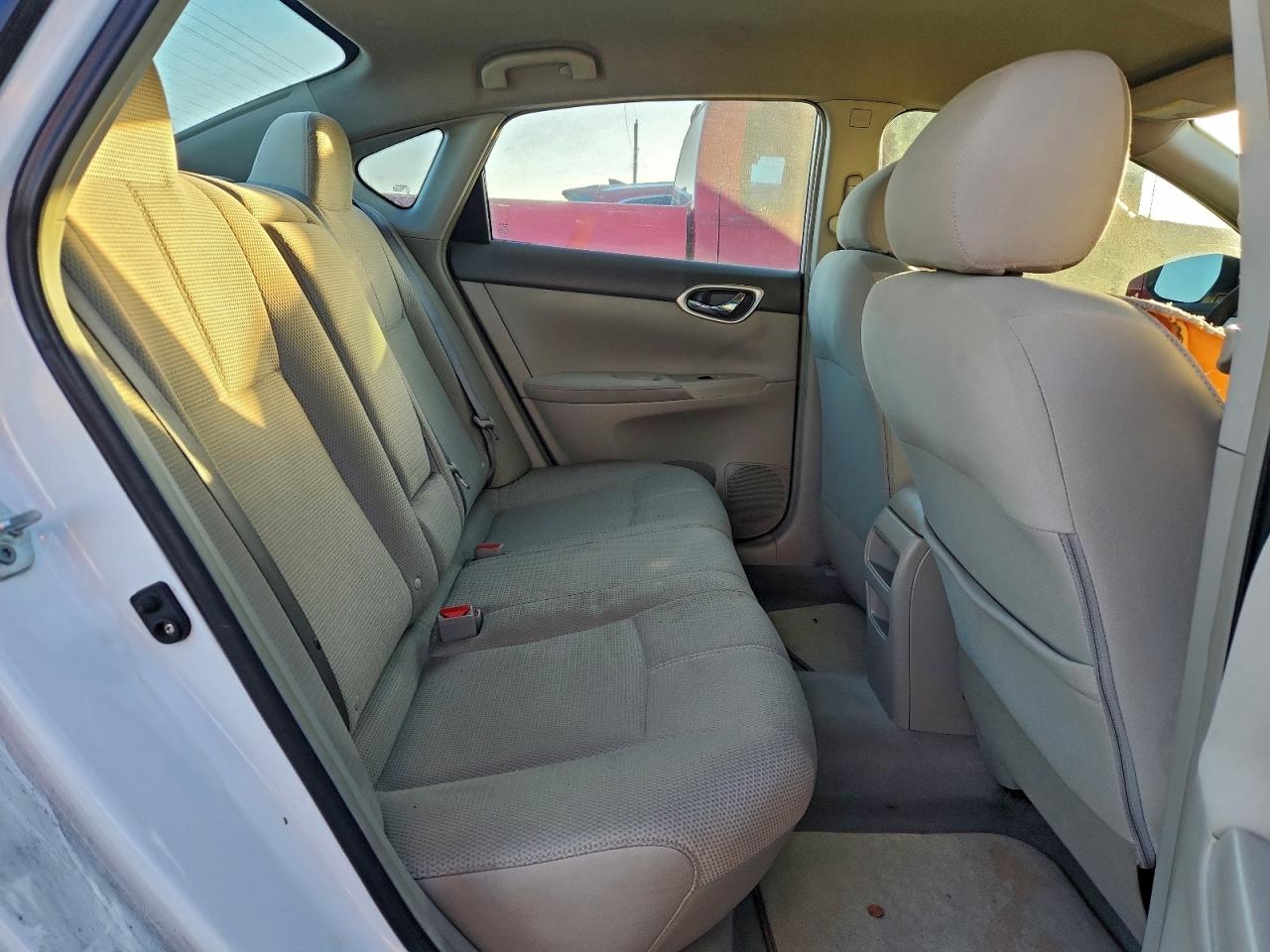 2013 NISSAN SENTRA S photo 10