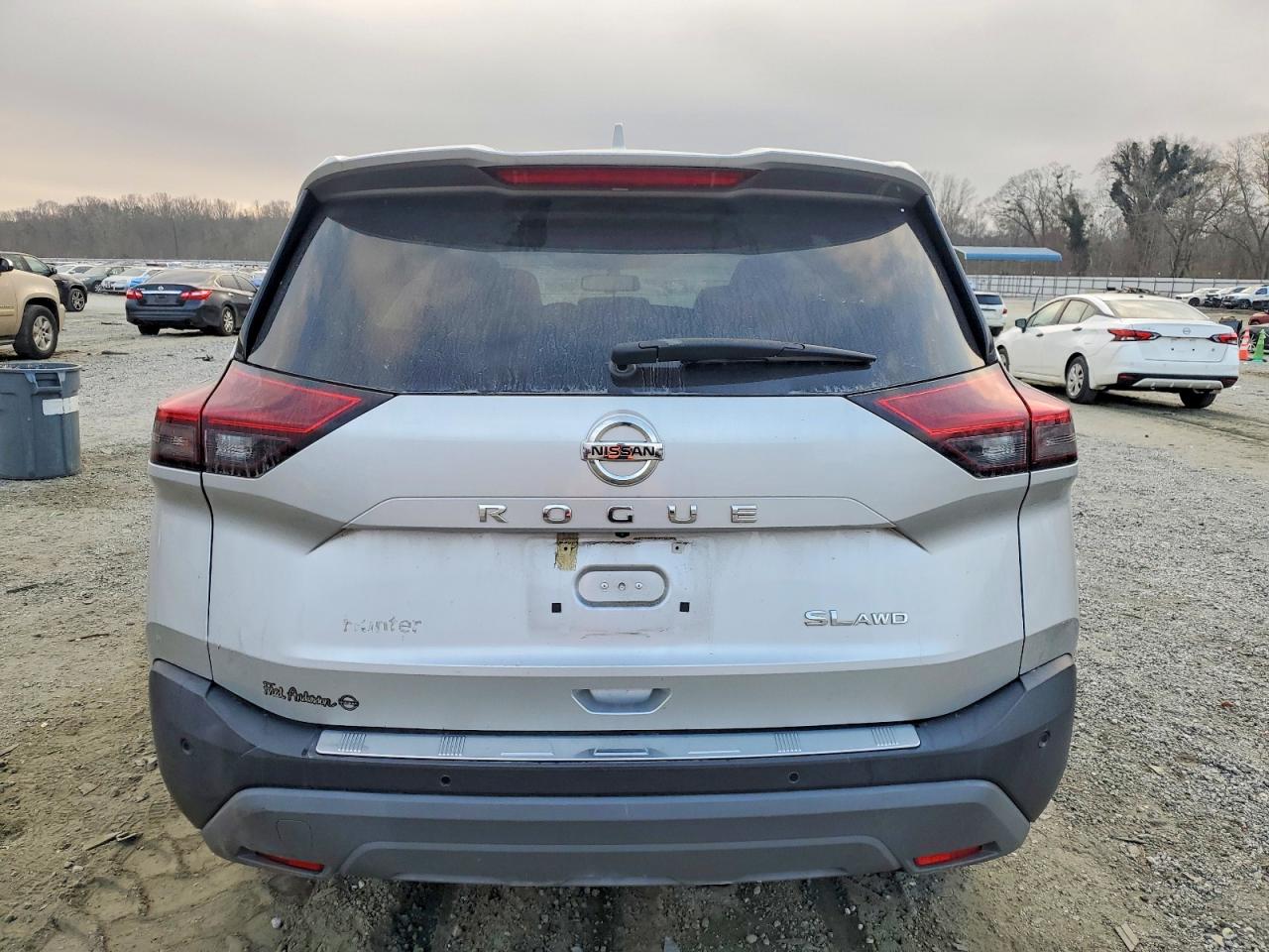 2021 NISSAN ROGUE SL photo 6
