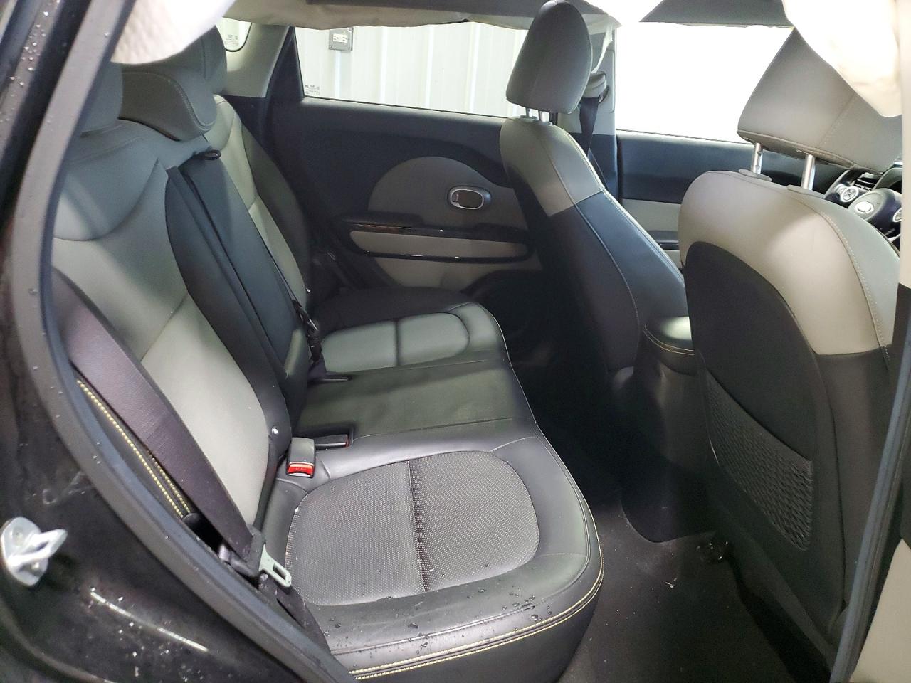 2016 KIA SOUL + photo 10