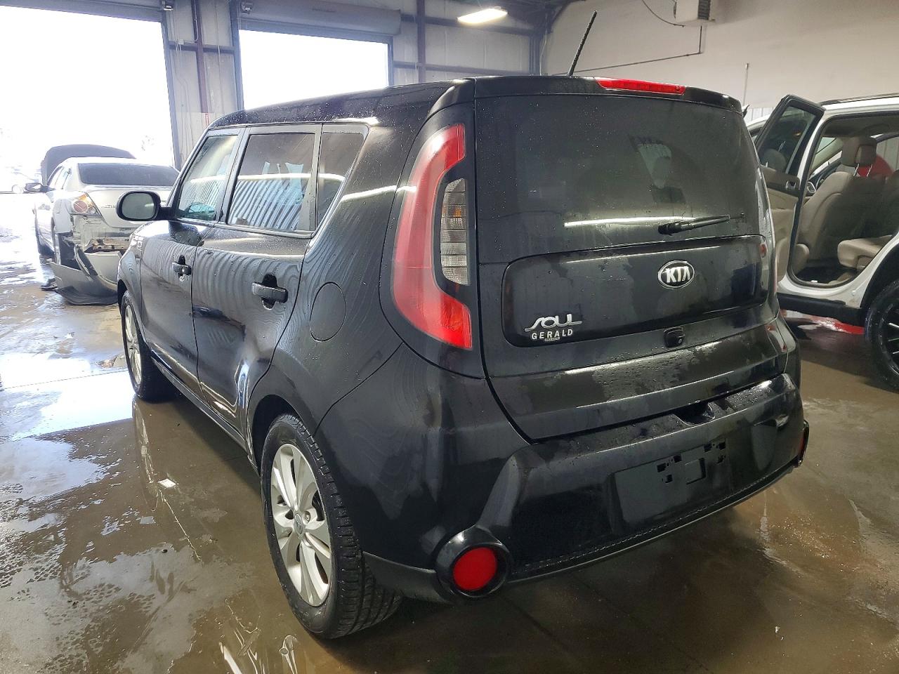 2016 KIA SOUL + photo 2