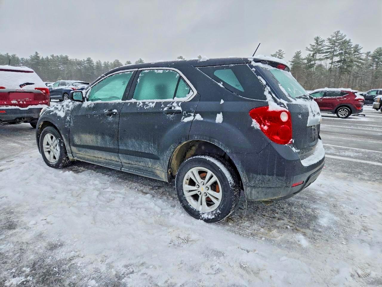2014 CHEVROLET EQUINOX LS photo 2
