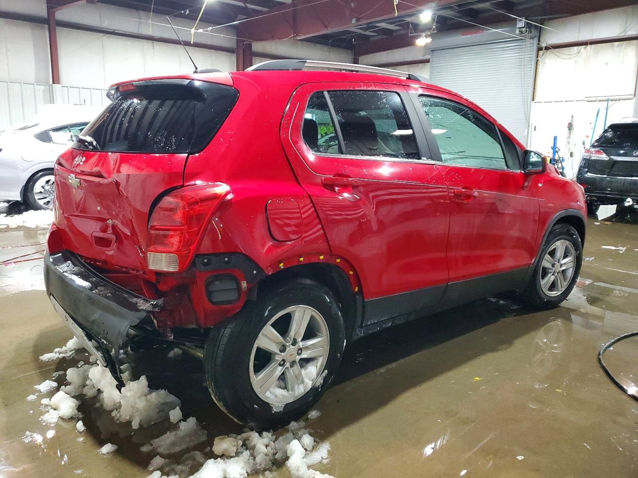 2015 CHEVROLET TRAX 1LT photo 3